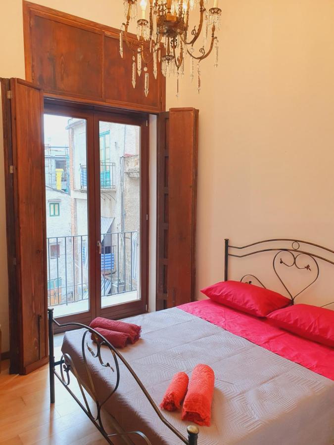 "Guttuso Tribute Suite" Experience Apartment Palermo Bagian luar foto