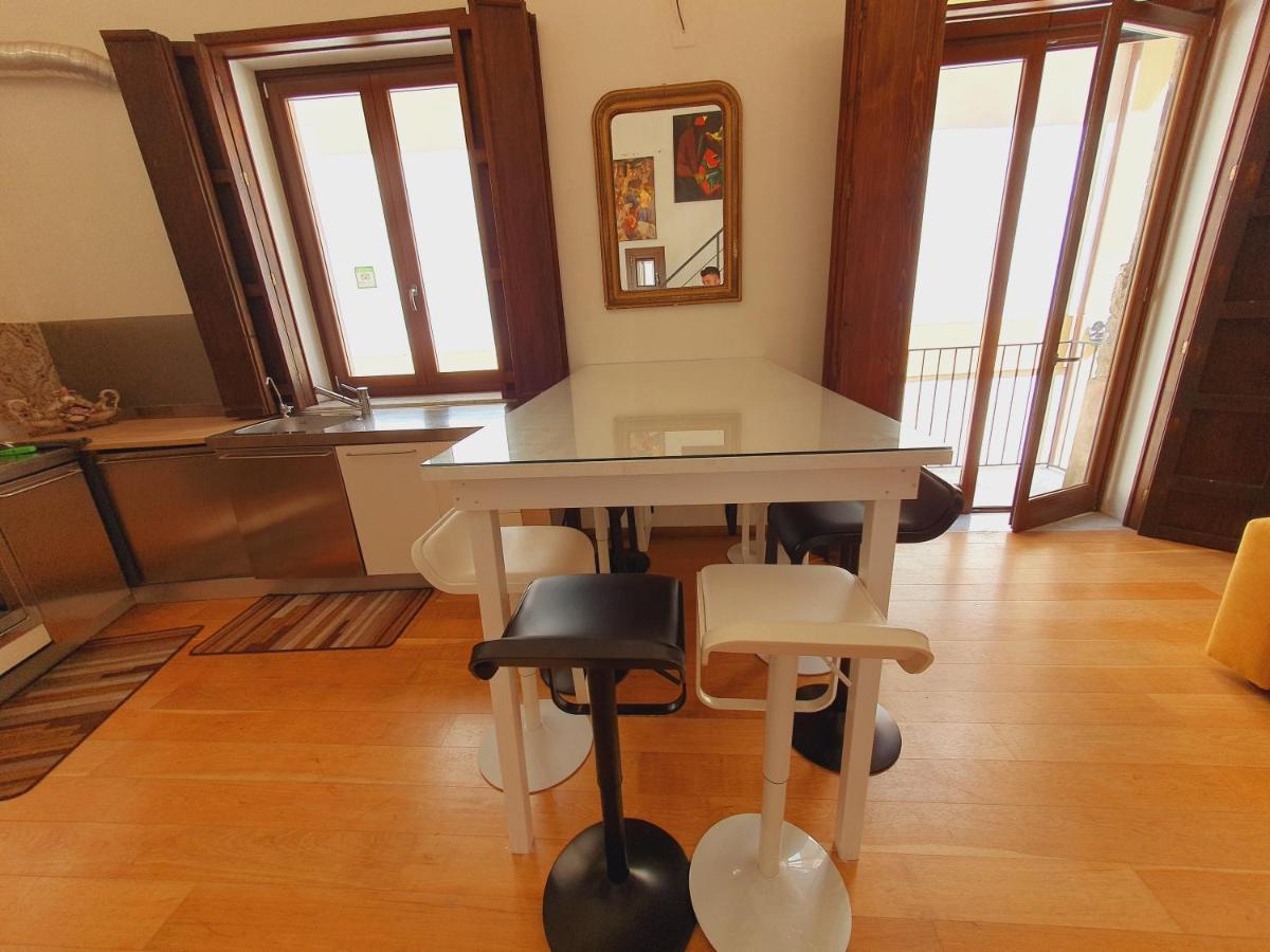 "Guttuso Tribute Suite" Experience Apartment Palermo Bagian luar foto